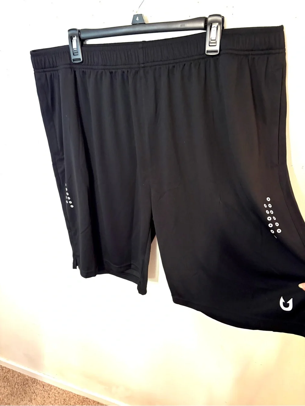 Northyard Men's Black Athletic Shorts with Reflective Detail. Size 2XL. NWT.